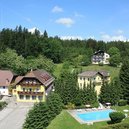 Hotel Jerolitsch Krumpendorf エクステリア 写真