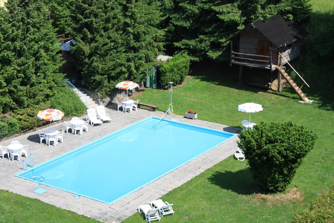 Hotel Jerolitsch Krumpendorf エクステリア 写真